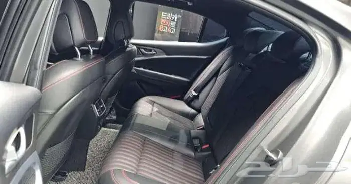جنسس جي 70 Genesis G70 2024 16