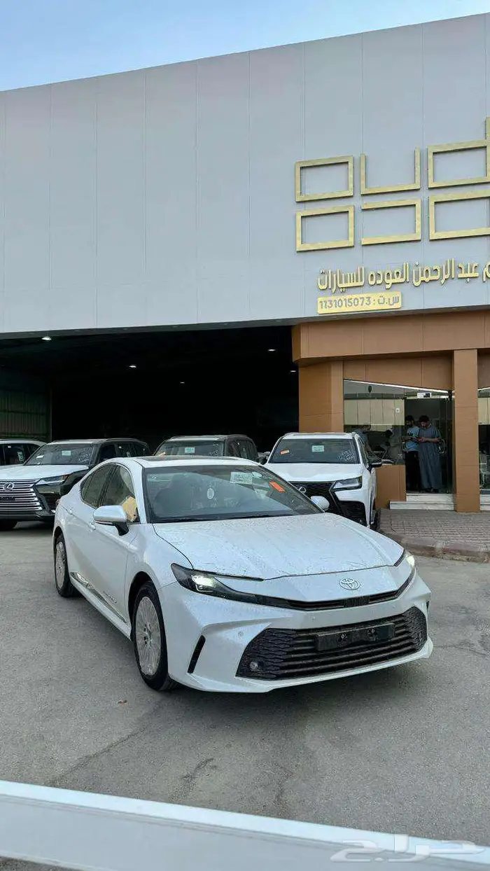 تويوتا كامري 2025 3