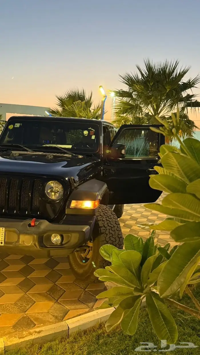 جيب رانجلر سبورت 4