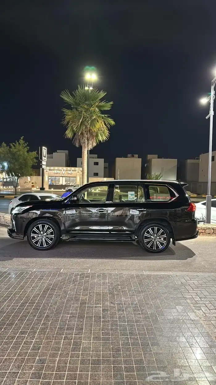 لكزس LX570 ( سعودي ) 2021 0