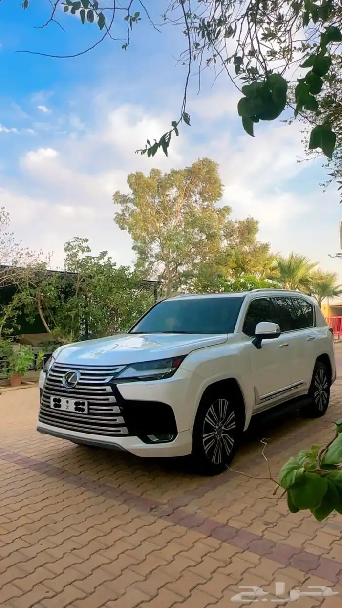 جيب لكزس 2024 - LX600 عبداللطيف جميل 0
