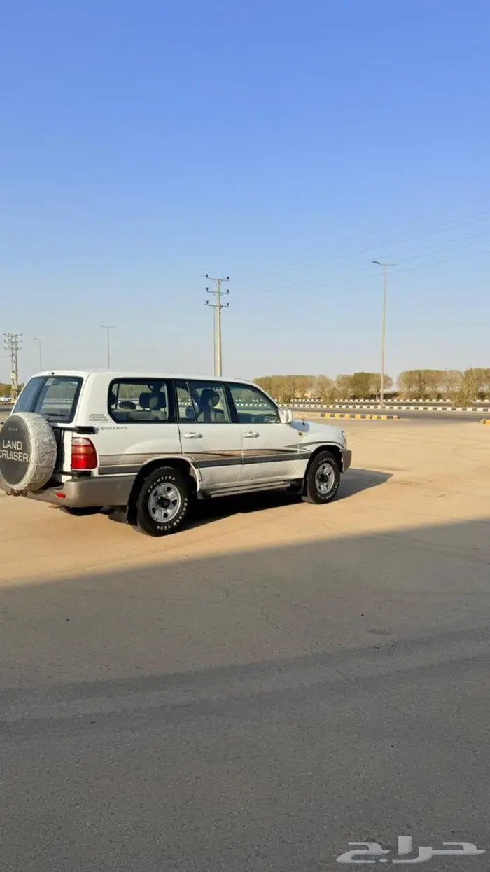 لاندكروزر GXR قير عايدي 1