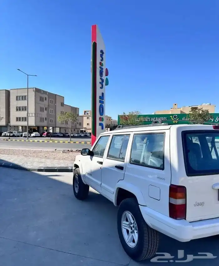 جيب شروكي 3