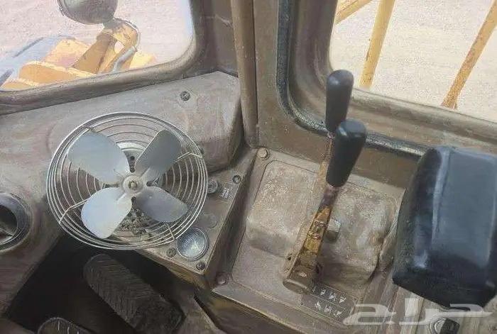 للبيع شيول كتربلر حجم 980C موديل 85 12