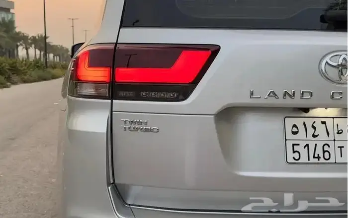 تويوتا لاندكروزر 2025 سعوديGXR_4 فل ممشي 3 الف km 42