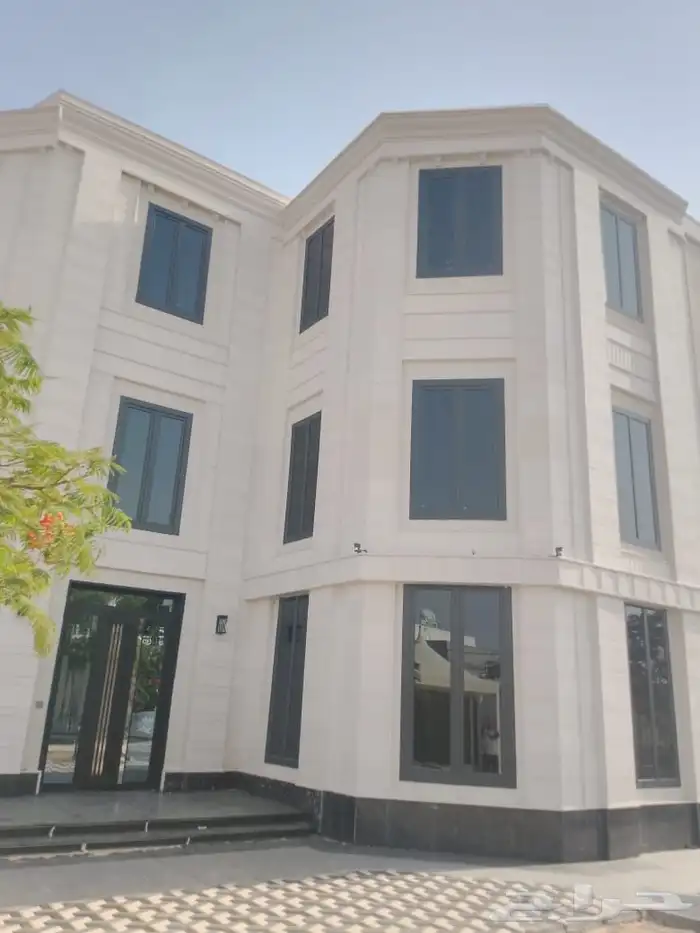 نوافذ وأبواب UPVC المنيوم ابواب WPC 10