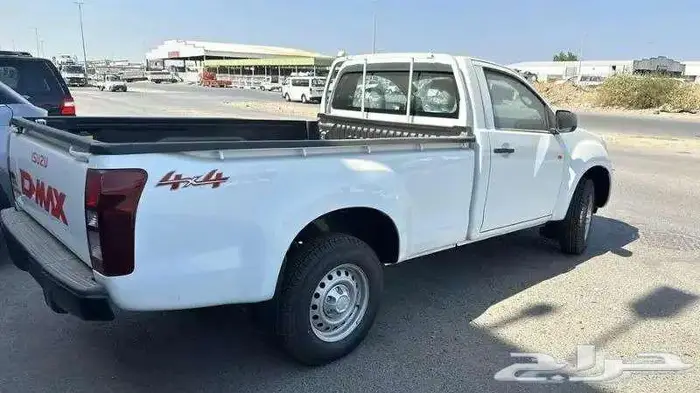 جميع سيارات ايسوزو موزع متعمد 2025 كاش واقساط 15