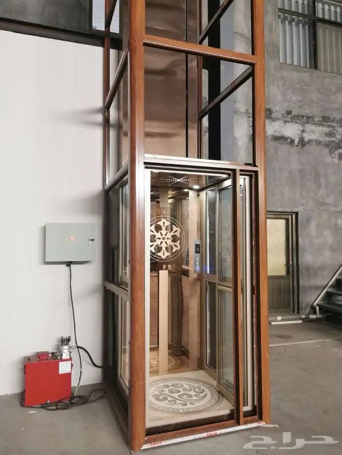 مصعد جديد لم يستخدم 0