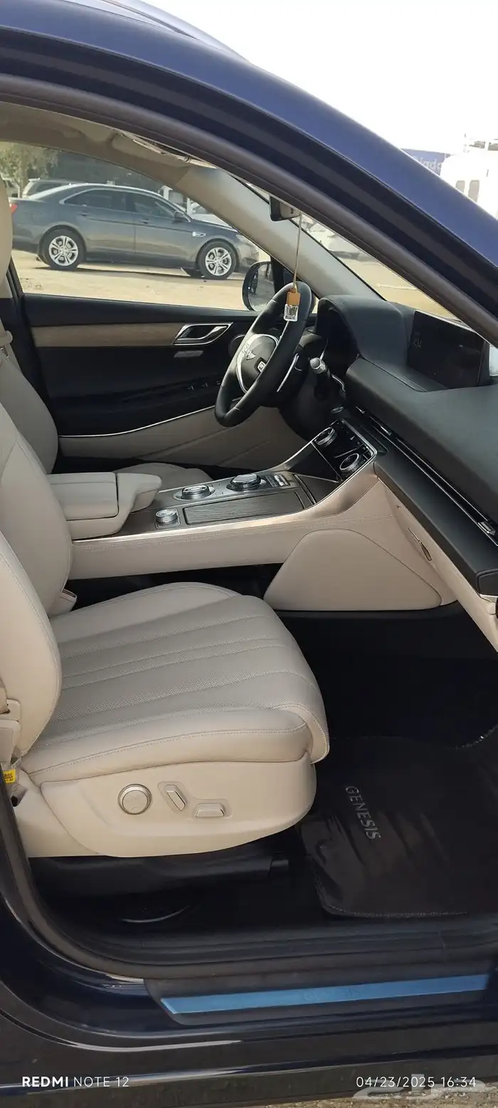 جنيسيس GV80 2023 بلاتينيوم Genesis 8