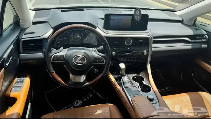 لكزس RX350 2022 30