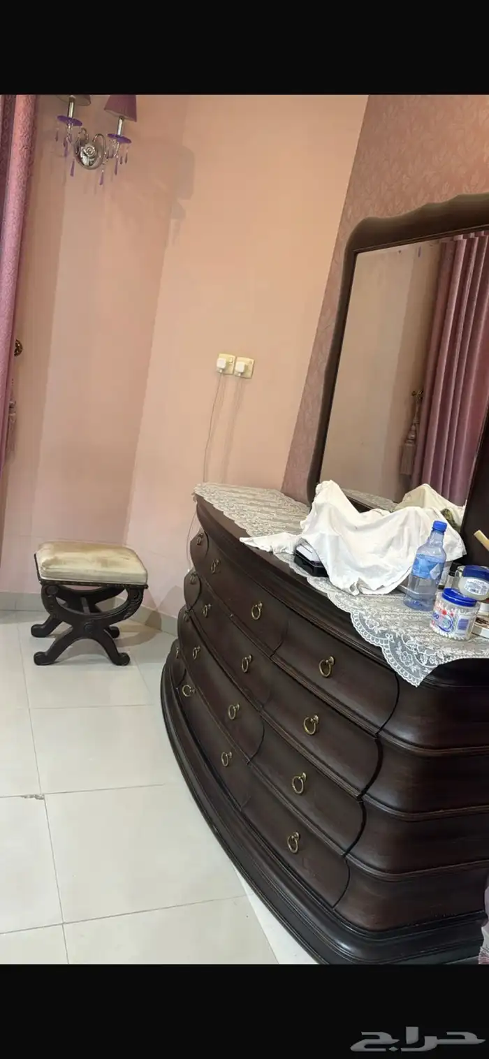 غرفة نوم كاملة وحالتها ممتازة جدا 1