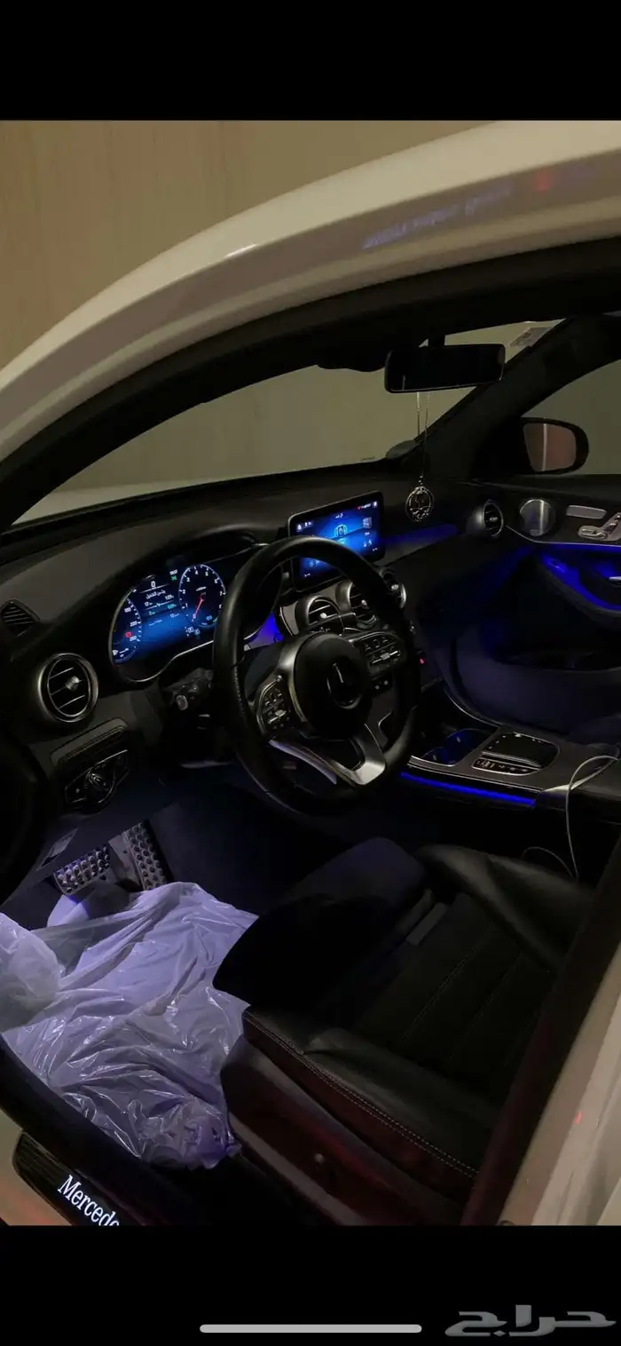 مرسيدس GLC 300 كوبية موديل 2020 للبيع 8