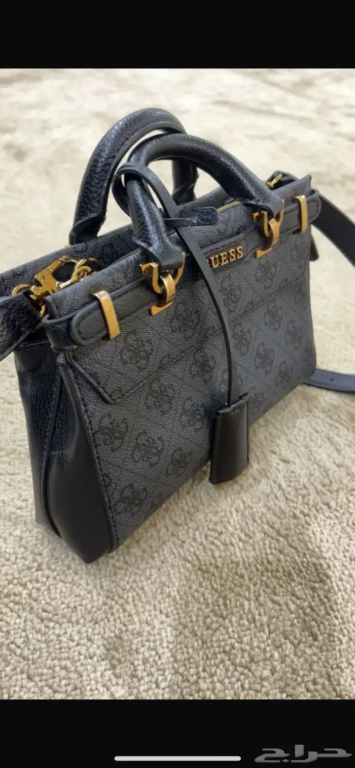 شنطة قس استخدام نظيف شاريتها ب760 وابي فيها 300 1