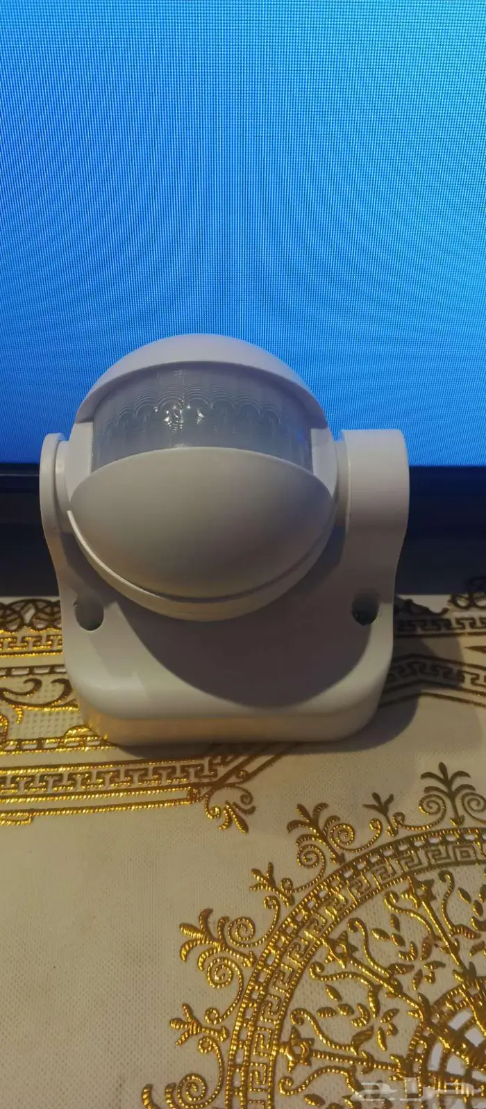 حساس اضاءه 0