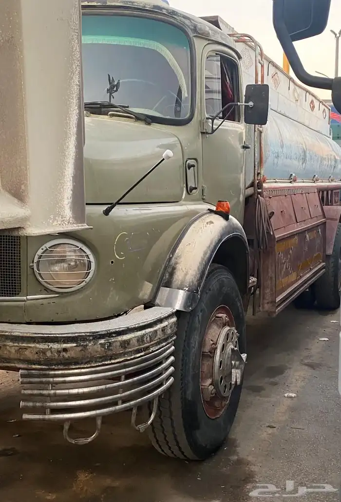 وايت عايدي بوز 1982 سوبر 0