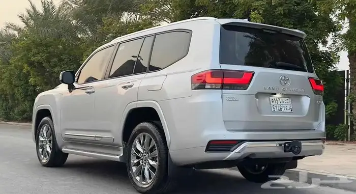 تويوتا لاندكروزر 2025 سعوديGXR_4 فل ممشي 3 الف km 12