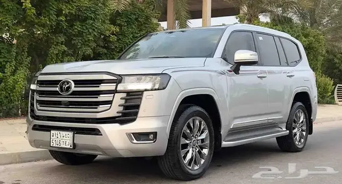 تويوتا لاندكروزر 2025 سعوديGXR_4 فل ممشي 3 الف km 10