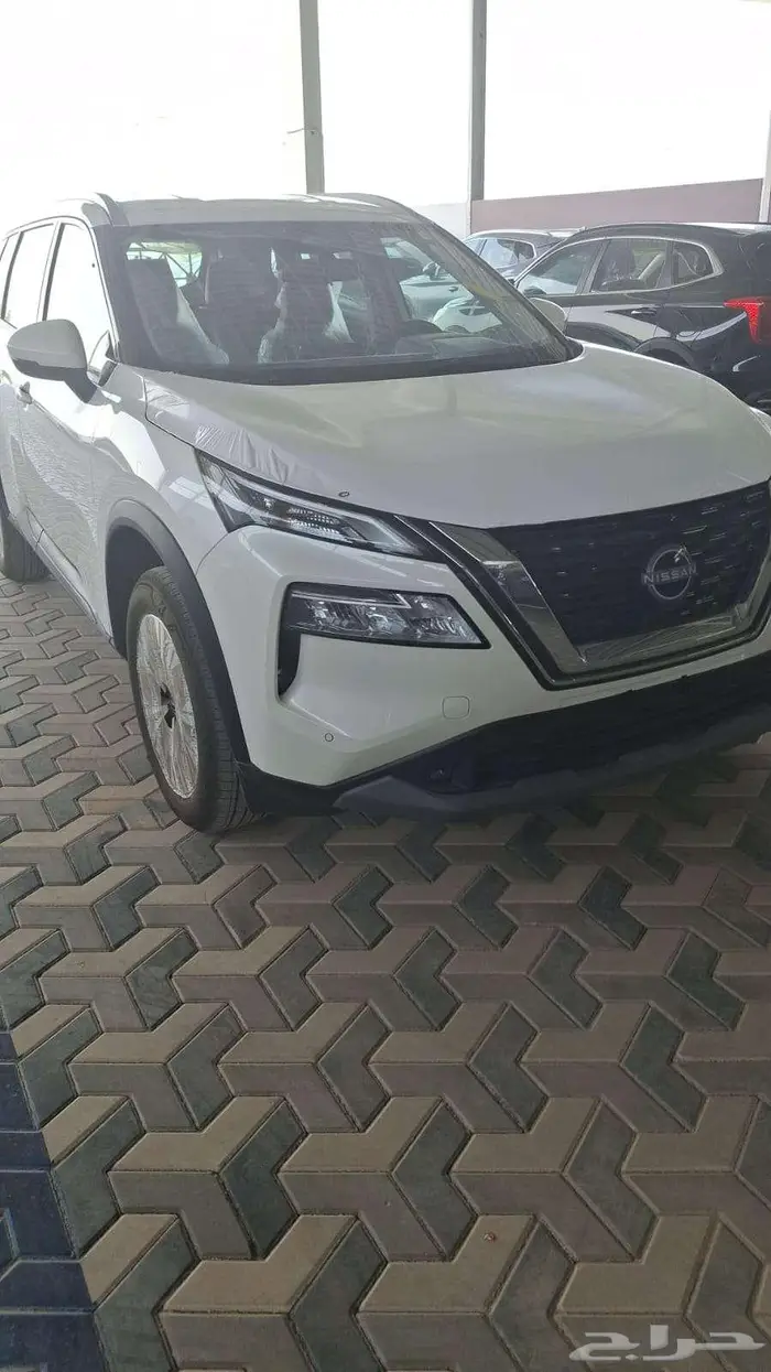 نيسان اكس تريل 2025 3