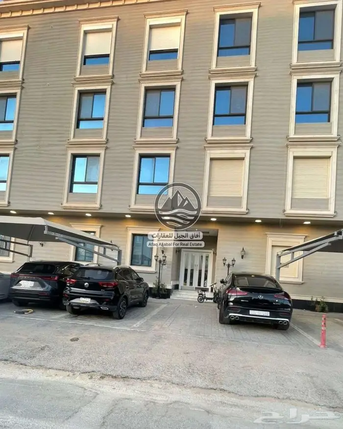 للإيجار   شقة فاخرة مؤثثة بالكامل 1