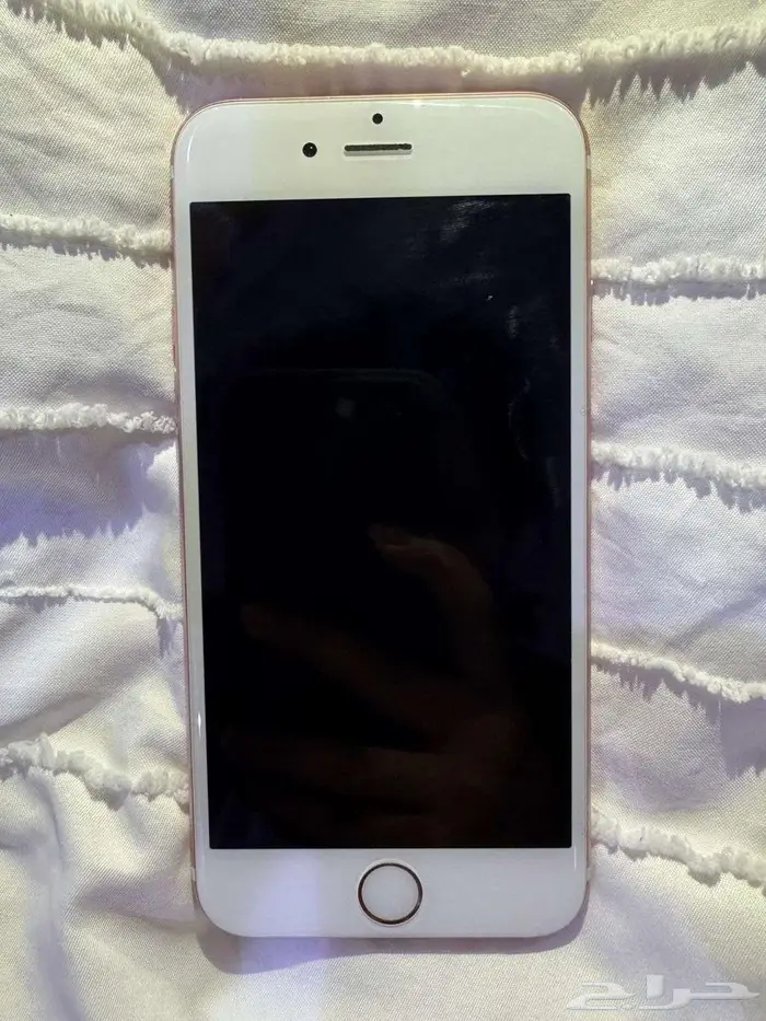 للبيع ايفون 6s اللون روز 64 GB استخدام جدا نظيفف 0