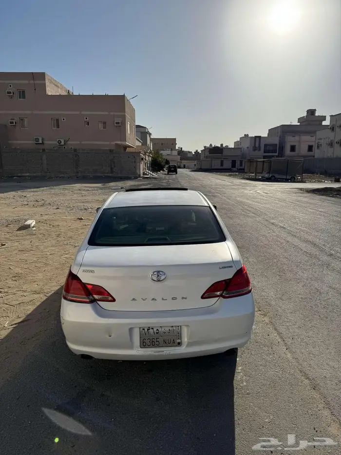 تويوتا افالون 2
