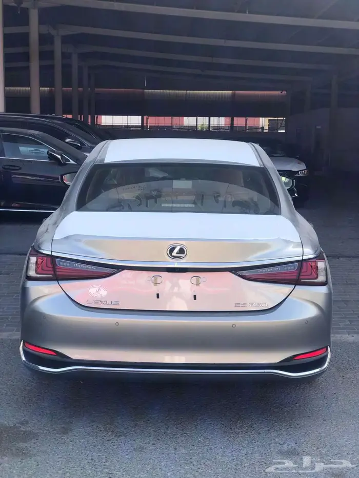 لكزس ES250 AA 2025 بنزين سعودي كل الألوان 5