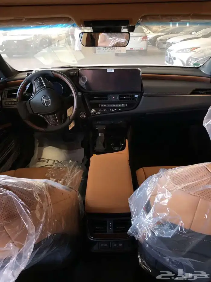 لكزس ES 350 فئة DD فل كامل 2025 متوفر لدى الحسن 5