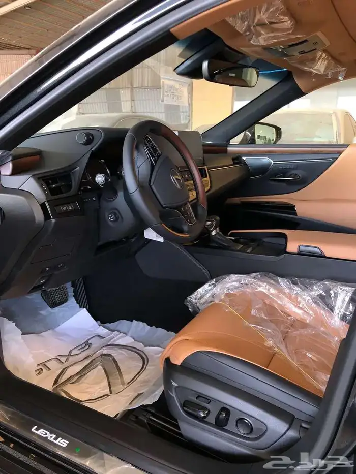 لكزس ES 350 فئة DD فل كامل 2025 متوفر لدى الحسن 4