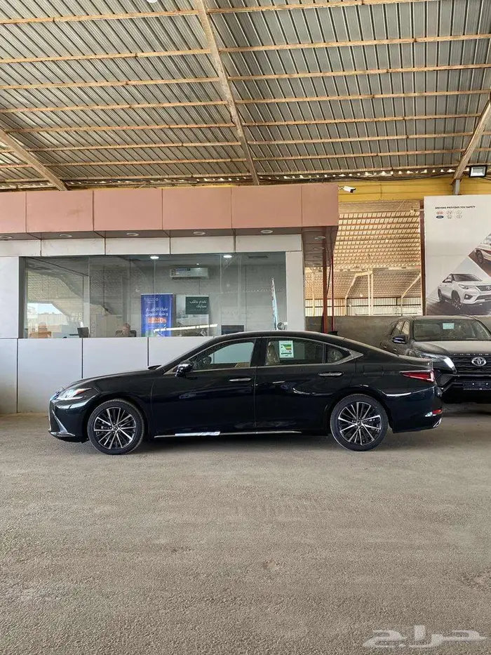 لكزس _ ES350 CC _2025 _ بأقل سعر لدى الفريدي 1