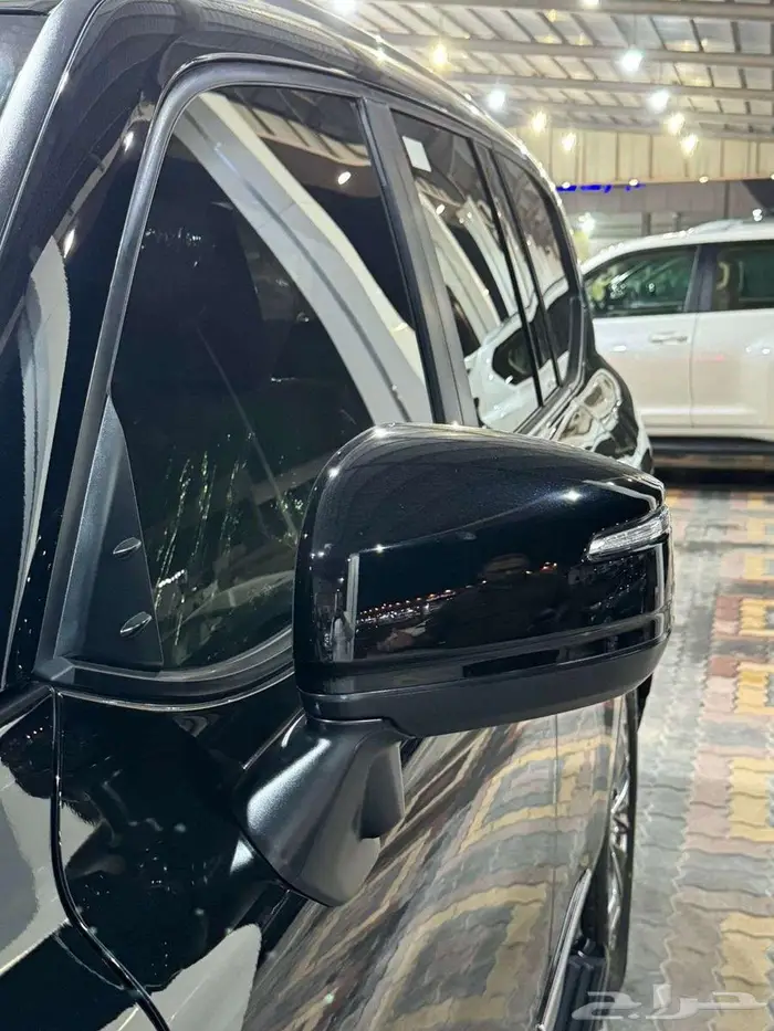 للبيع جيب لاندكروزر GXR-L3 سعودي 2023 ( عداد قليل ) 3