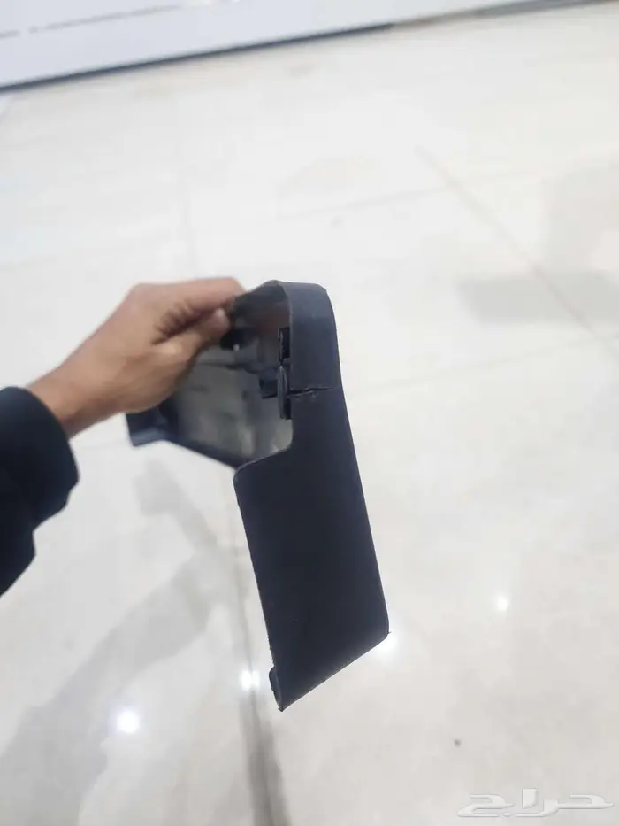 قاعدة لوحة مرسيدس بنز CLS C218 وكالة 2