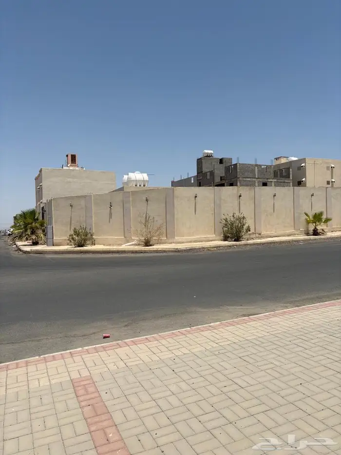 حوش وغرفتين للايجار 3