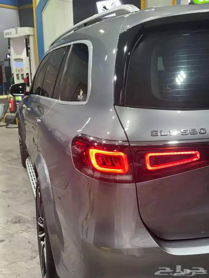 للبيع مرسيدس GLS580 موديل 2020 3