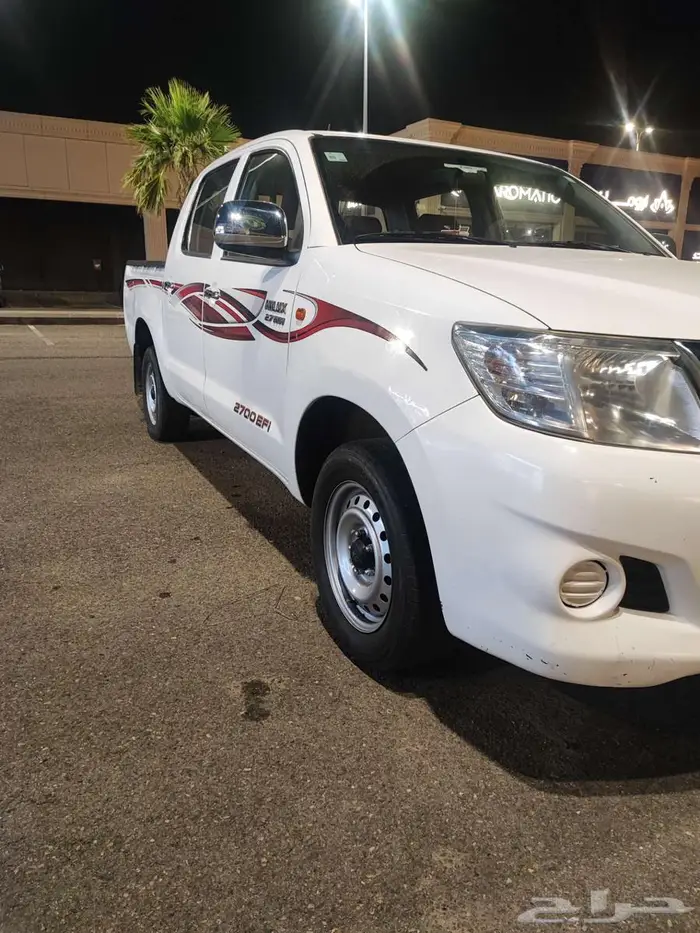 هايلوكس 2015 gl نظيف 1
