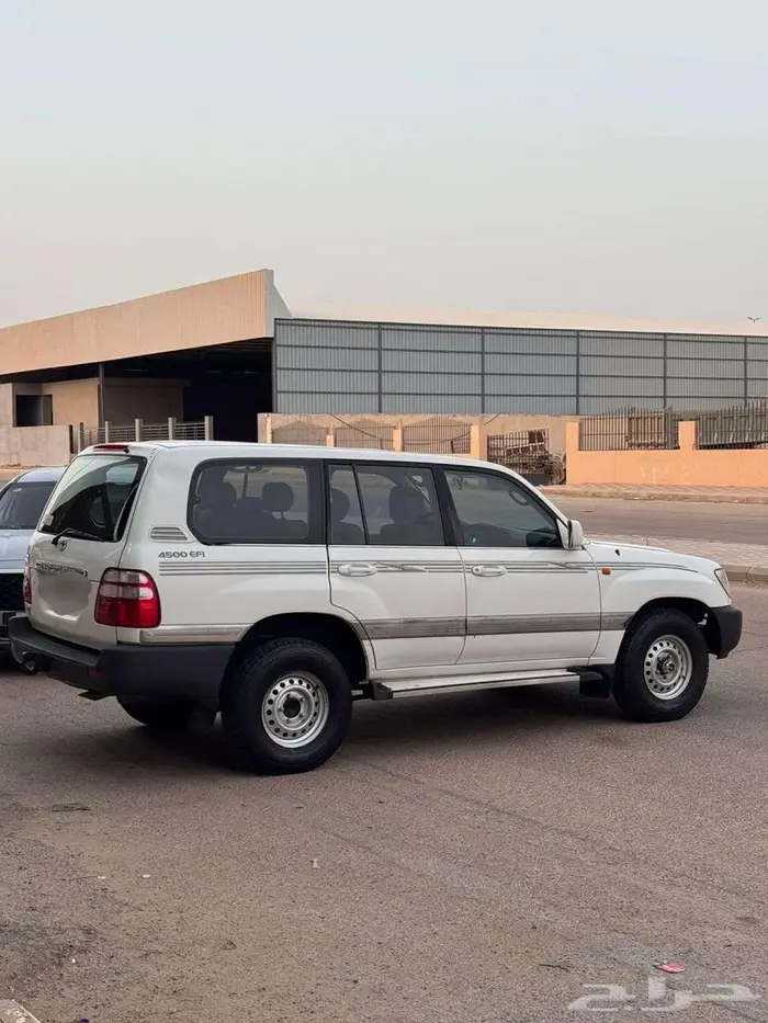 تويوتا جي اكس ار 2004 4
