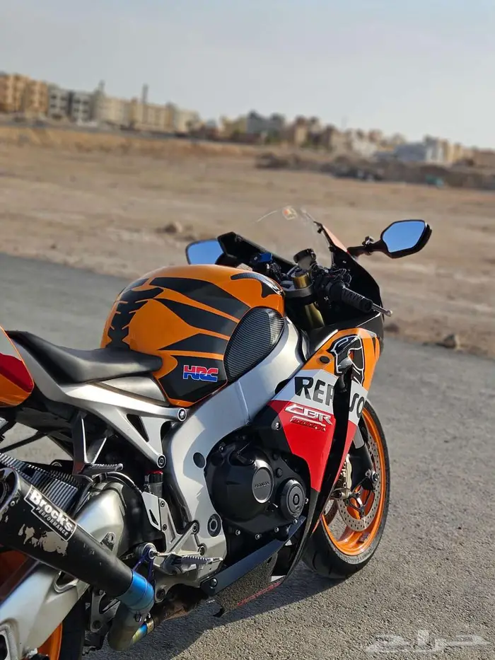 هوندا cbr 1000rr 2009 Repsol Edition 50th Anniversary 4