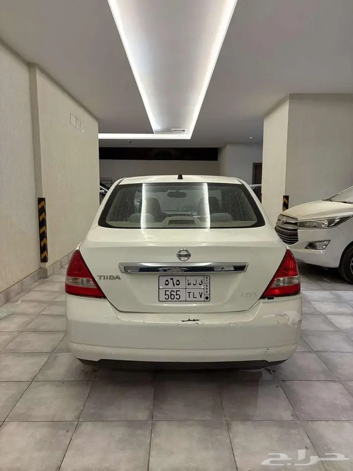 نيسان تيدا نظيفة 2007 13