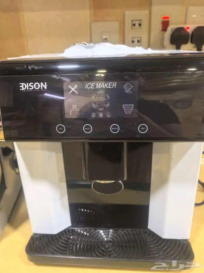 برادة وصانعة ثلج من السيف غاليري 0