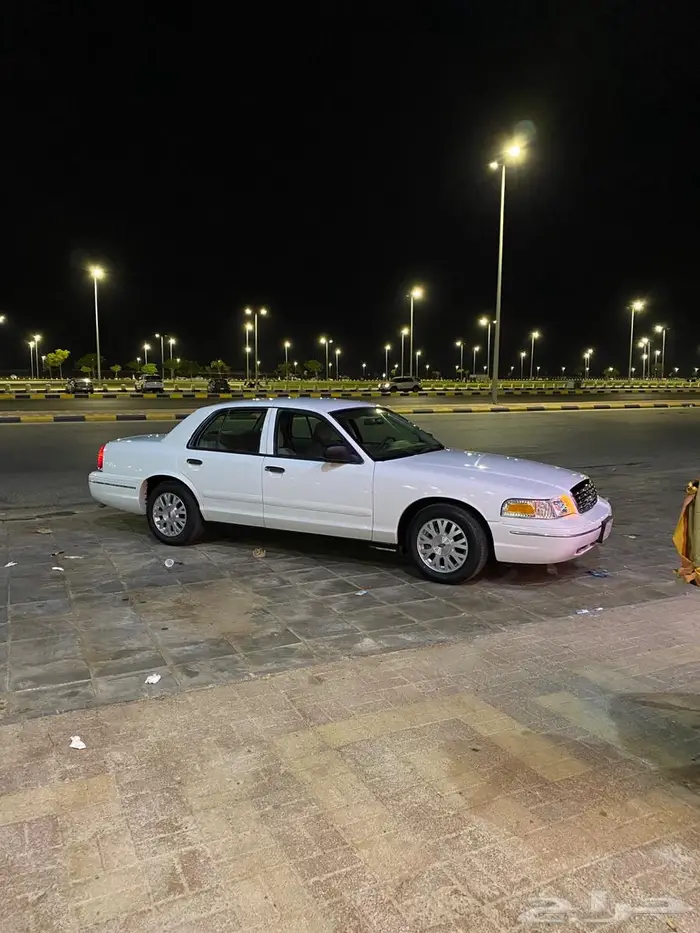 فورد فكتوريا 2004 14