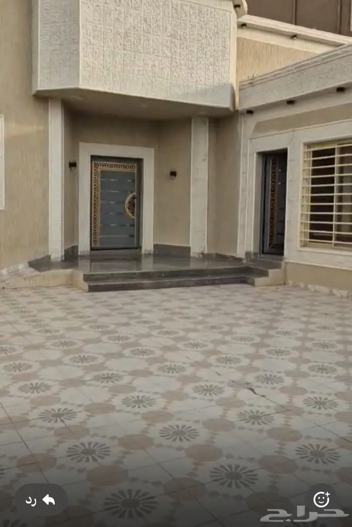 دور بناء شخصي مميز 1