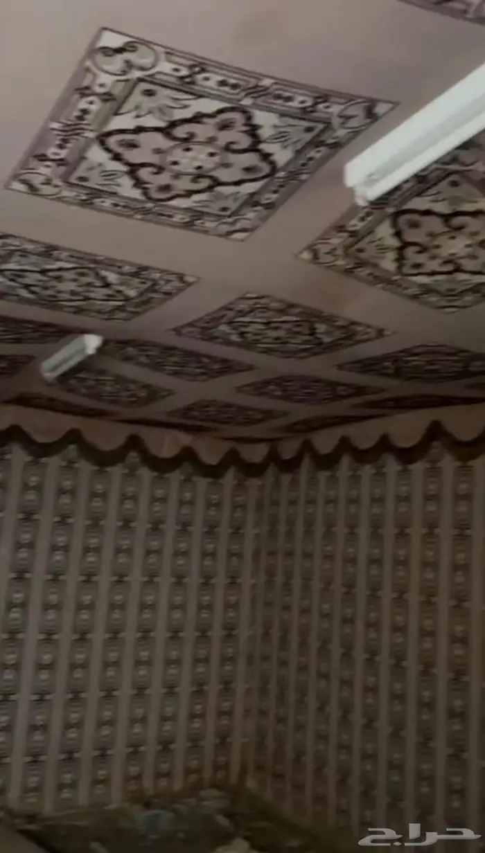 غرفة زنك داخلها سدو للبيع سكاكا 0