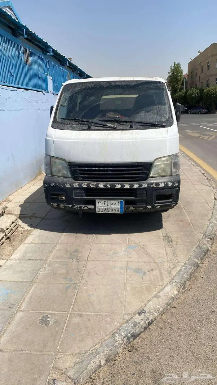 باص نيسان للايجار مع السائق 0