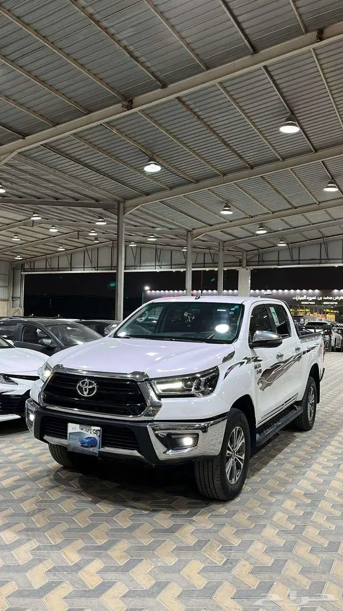 تويوتا هايلوكس غمارتين ديزل فل كامل سعودي موديل 2023 1
