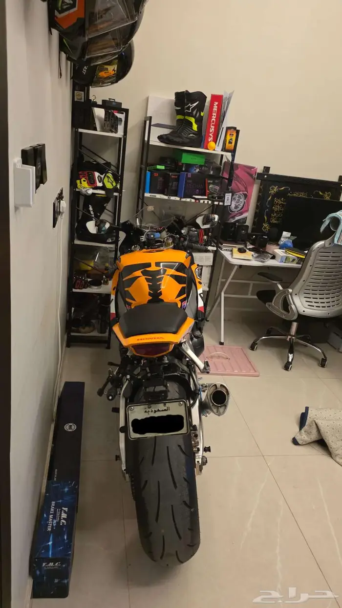 هوندا cbr 1000rr 2009 Repsol Edition 50th Anniversary 22