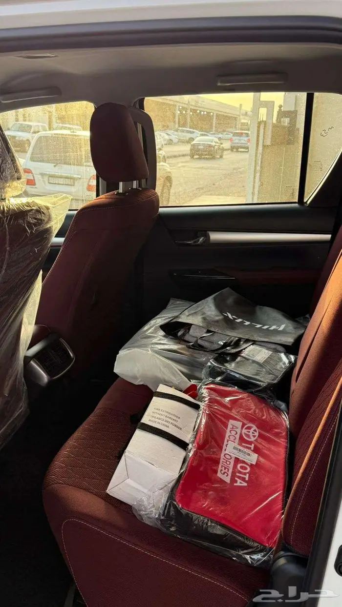 هايلكس غمارتين بنزين دبل SGLX سعودي 2025 ب 147500شامل 9