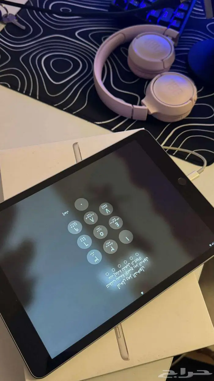 للبيع  iPad الجيل التاسع - 64 جيجابايت - نظيف جدا 0