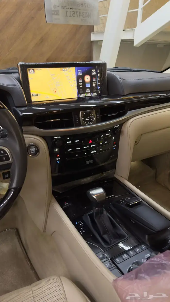 لكزس LX570 ( سعودي ) 2021 8