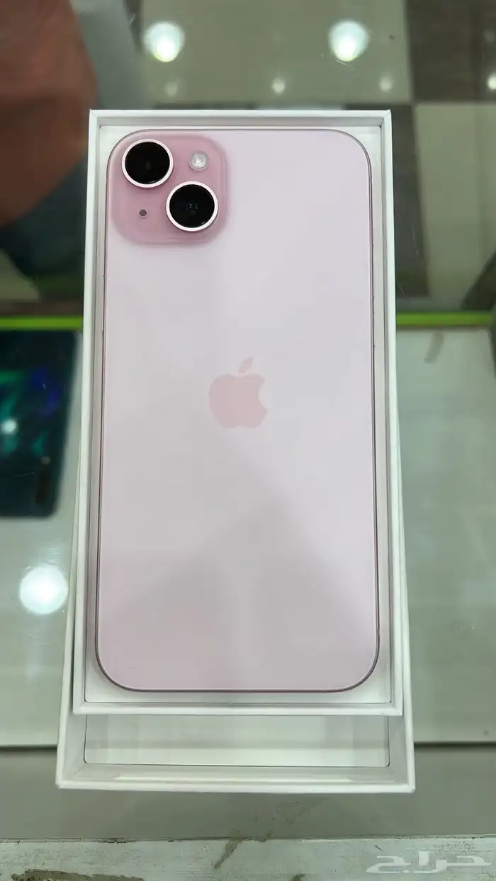 ايفون 15 بلس 3