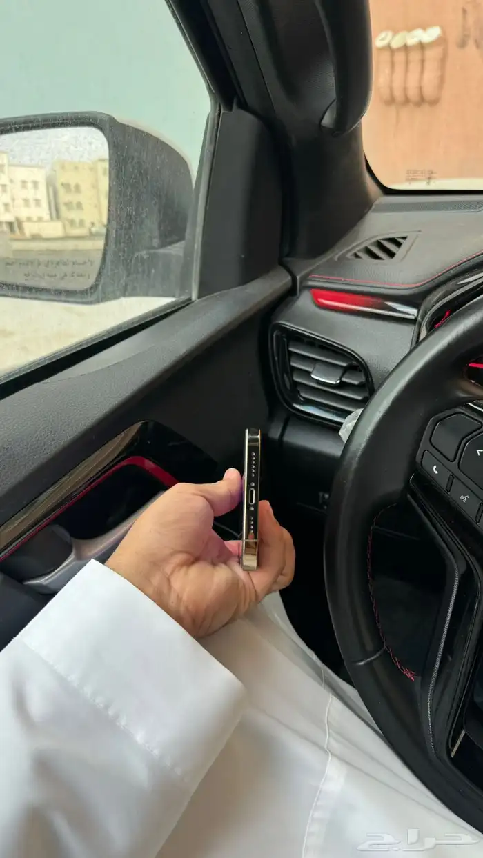 ايفون 13 برو ماكس نظيف جدا 3