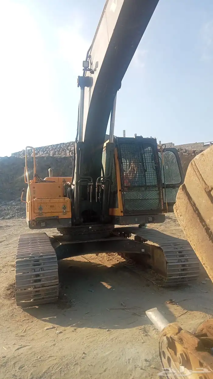 بوكلين فلفو 210 الفطيم مع الشاكوش منوة المستخدم 0